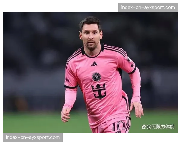 特朗普在白宫接见迈阿密国际队，特别欢迎梅西到访并讨论其与贝利比较