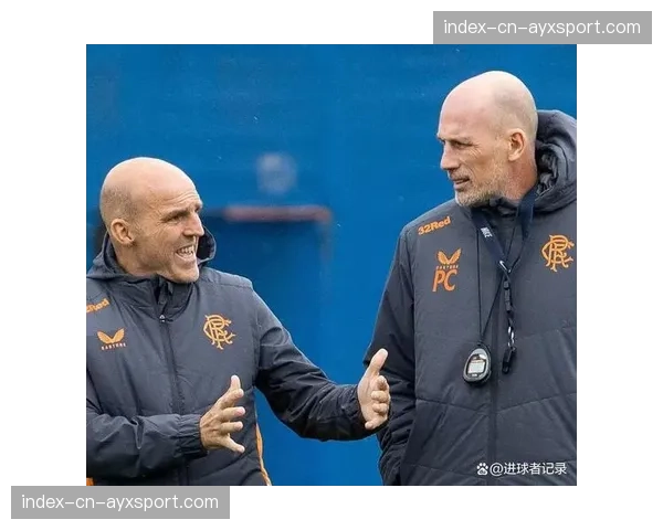 通讯:流浪者主帅克莱门特谈执教经历——比甲、法甲与苏超的战术环境差异 通讯:流浪者主帅克莱门特谈执教经历——比甲、法甲与苏超的战术环境差异